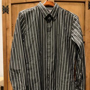 American Eagle Outfitters Vintage Fit M Long Sleeve Button Down Shirt